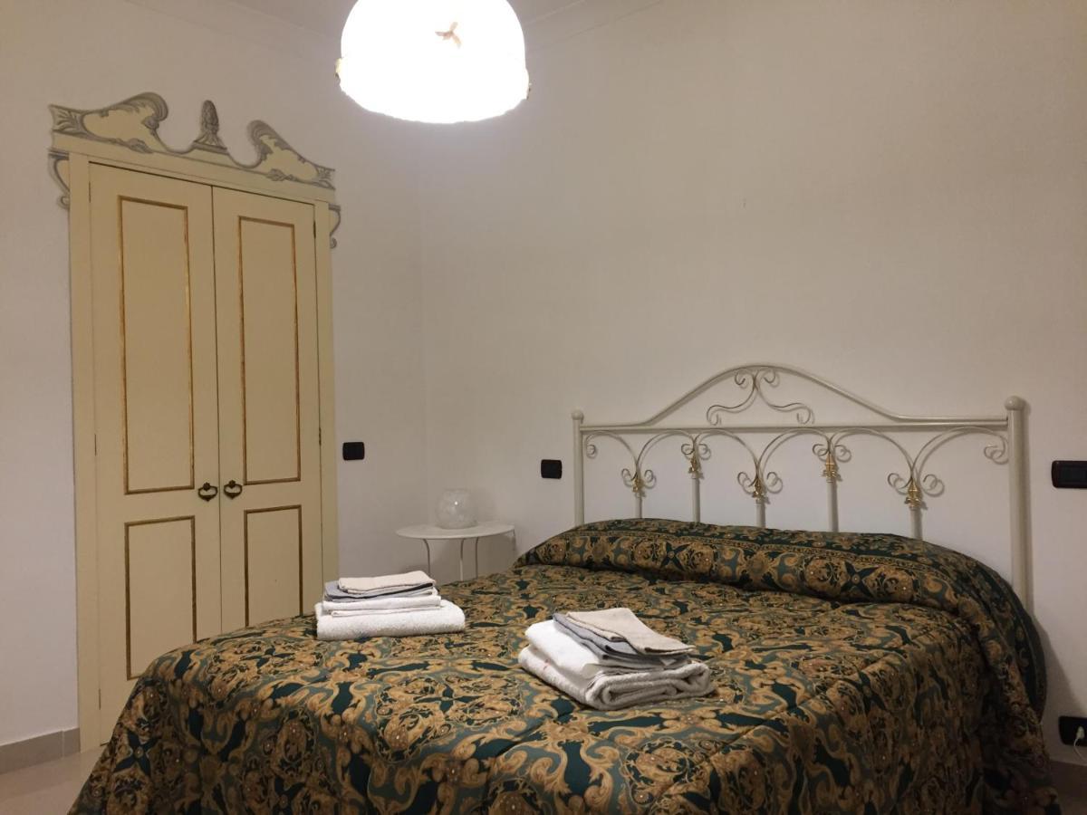 Il Cuore Di Napoli Nápoles Exterior foto
